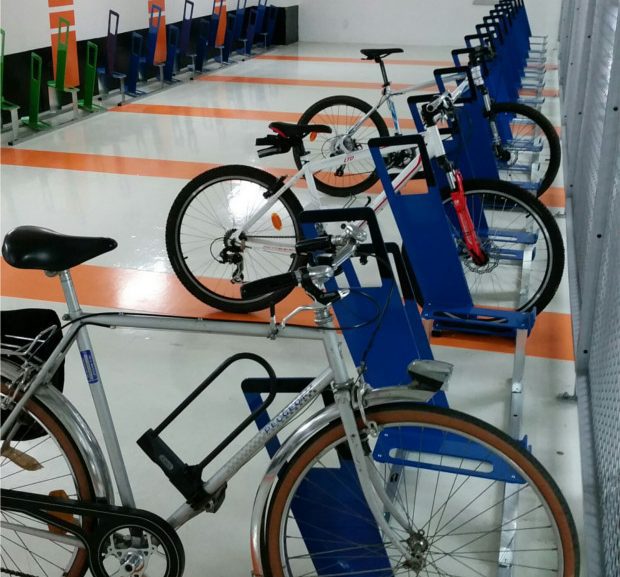 Racks pour vélos ALTAO Parco dans un parking de Reims
