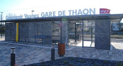 abri sécurisé sur mesure pour vélos et voyageurs en gare de thaon