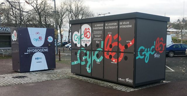 L'abri vélos sécurisé ALTAO Duplex et la station de recharge en hydrogène à Saint Lô