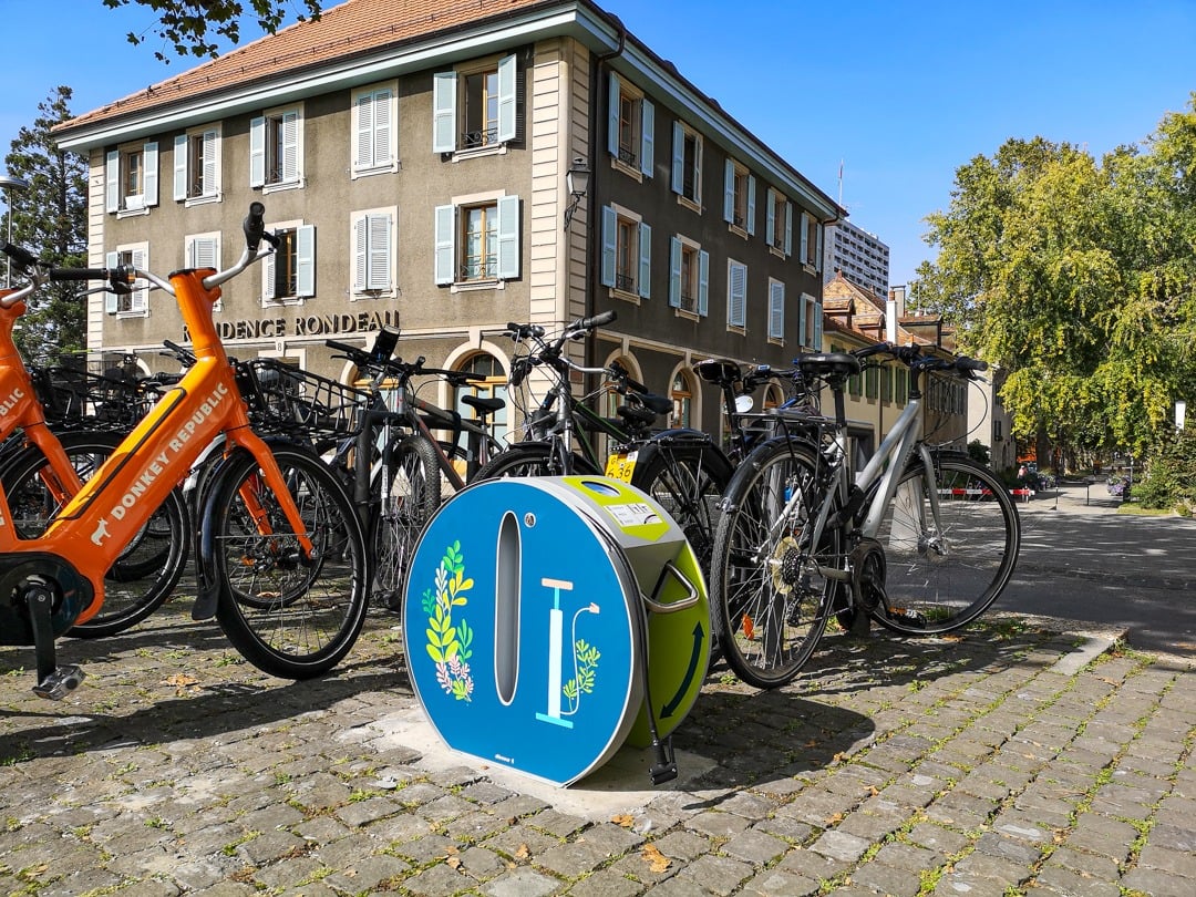 Station de gonflage vélos ALTAO® Pump à Carouge, Suisse