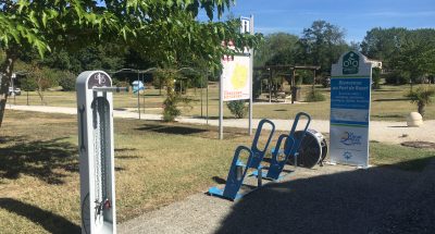 Aire cycliste du Port de Buzet