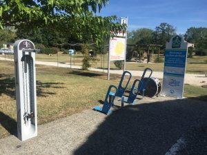 Aire cycliste du Port de Buzet