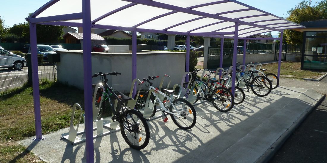 parking à vélos à Bonson