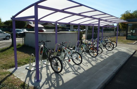 parking à vélos à Bonson