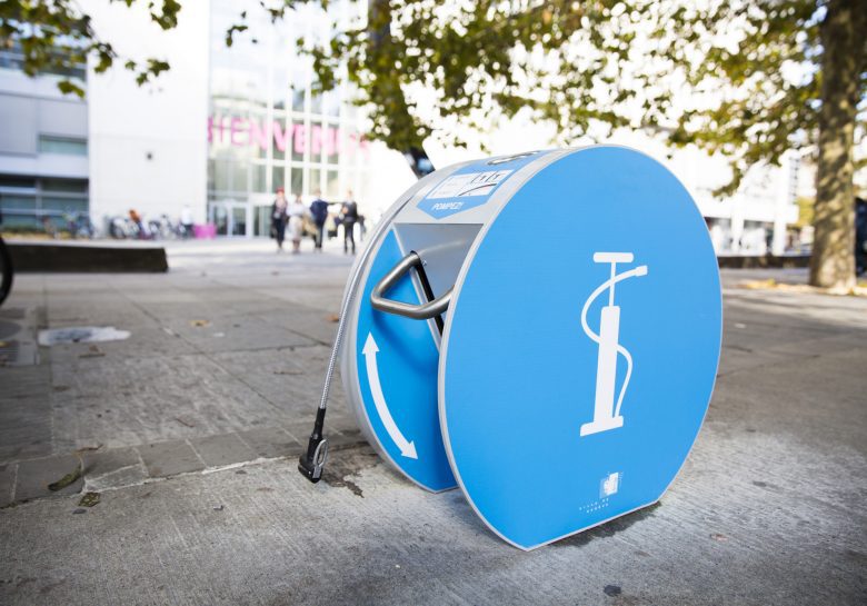 pompe à vélo en libre service de l'Université de Genève