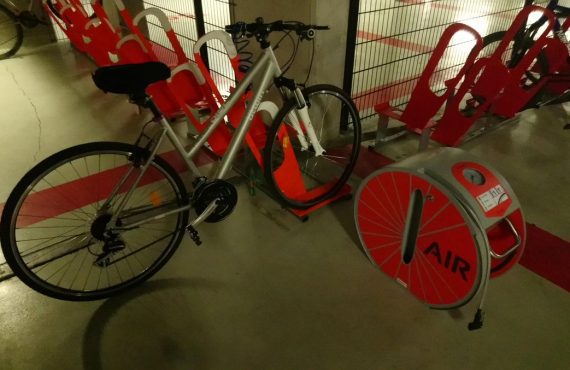 équipement de parking à vélos en entreprise