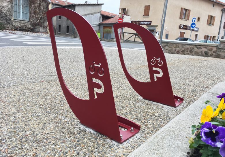 Nouveaux arceaux vélos à Saint Marcellin en Forez