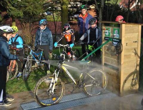 Une station de lavage ALTAO® Modulo pour les VTT à Baincthun