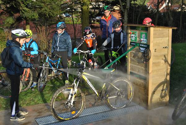 Une station de lavage ALTAO® Modulo pour les VTT à Baincthun