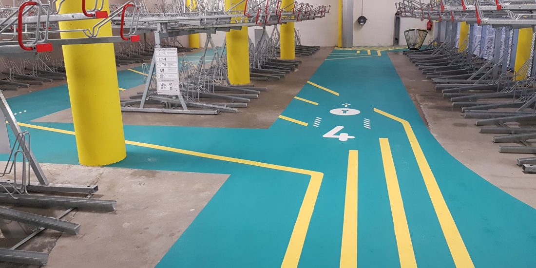 espace vélo équipé et sécurisé de la Vélostation Lille Flandres