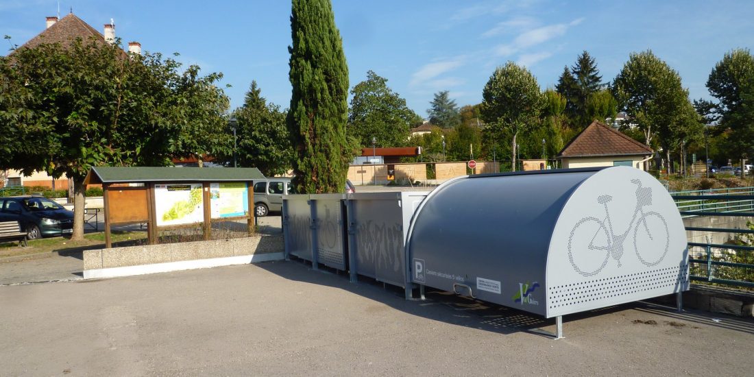 les nouveaux box à vélos installés à Val Guiers