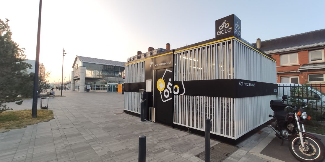 Abri vélo Cigogne de la gare de Béthune