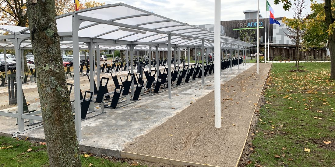 Nouveau parking vélos de l'entreprise ADEO