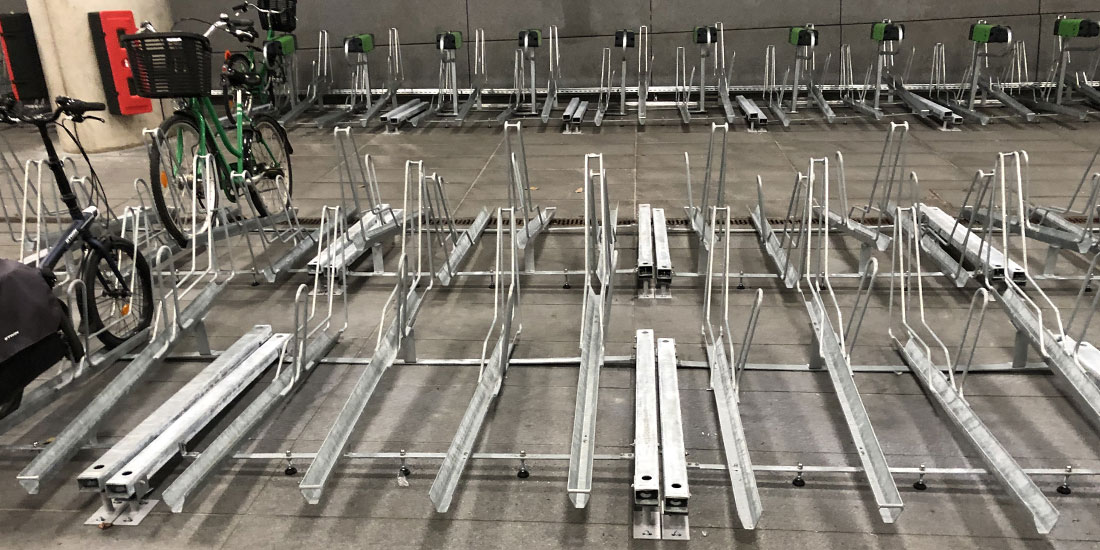 racks de stationnement véos Optima V10 et bornes P VAE