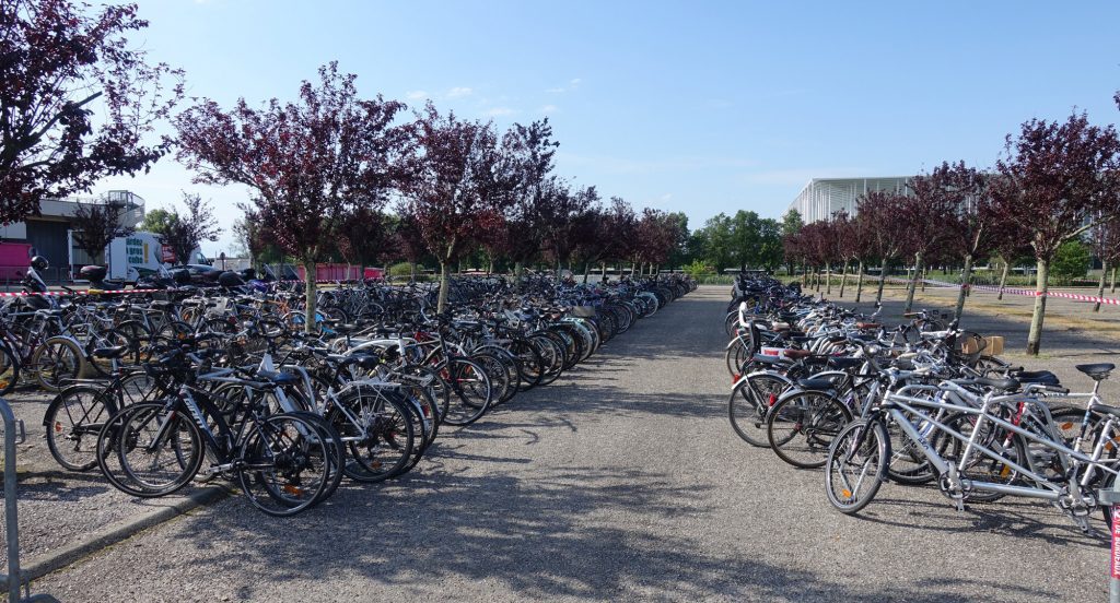 exemple de parking vélos provisoire Wheelskeep