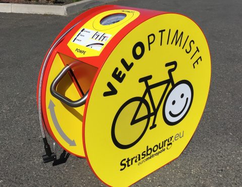 gonfleur de bicyclettes avec un joli graphisme personnalisé