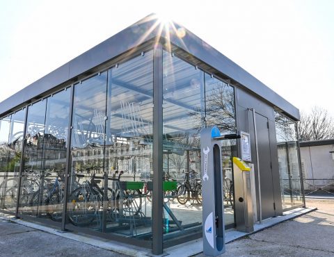 un des abris vélos fermés de la Rochelle