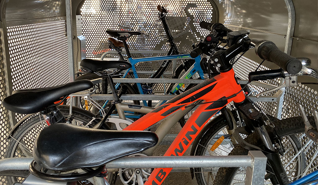 box vélo sécurisé ALTAO Pod installé dans la ville de Paris
