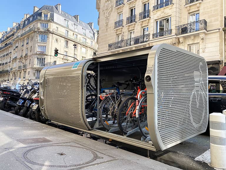 stationnements vélos sécurisés dans un abri vélo ALTAO Pod à Paris