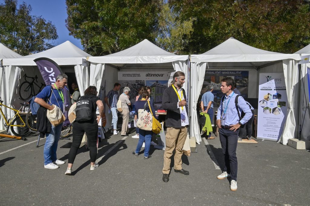 stand Altinnova aux rencontres Vélo & Territoires