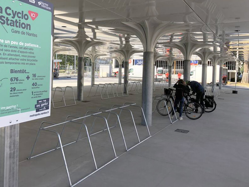 Gare de Nantes en 2021 : stationnement provisoire avec des ALTAO® Mobile pour les déplacements de la vie quotidienne