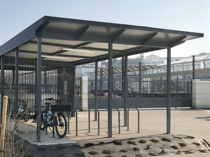 Abri vélo sur mesure : espace de stationnement en libre service