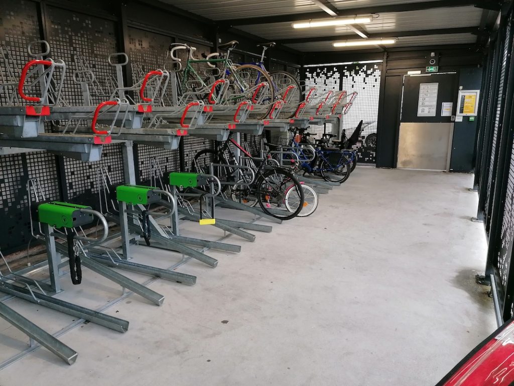 racks de stationnement vélos Optima V10 en gare de St Cloud