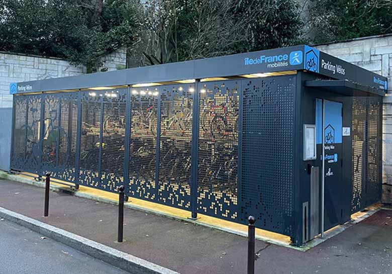 consigne velo fermé de la gare de Saint Cloud