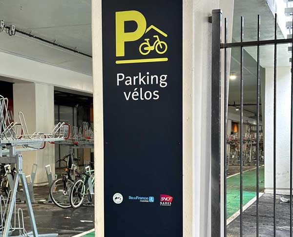 parking vélos à Paris Gare de Lyon équipé par Altinnova