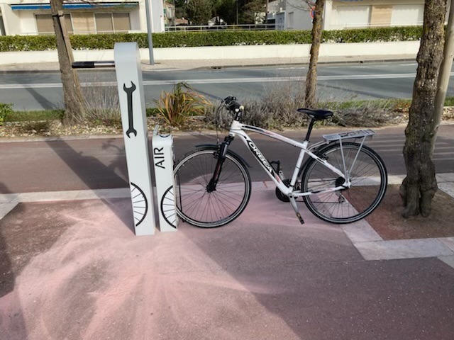 Tankstation voor fietsen ©Balades à Vélo Royan Atlantique