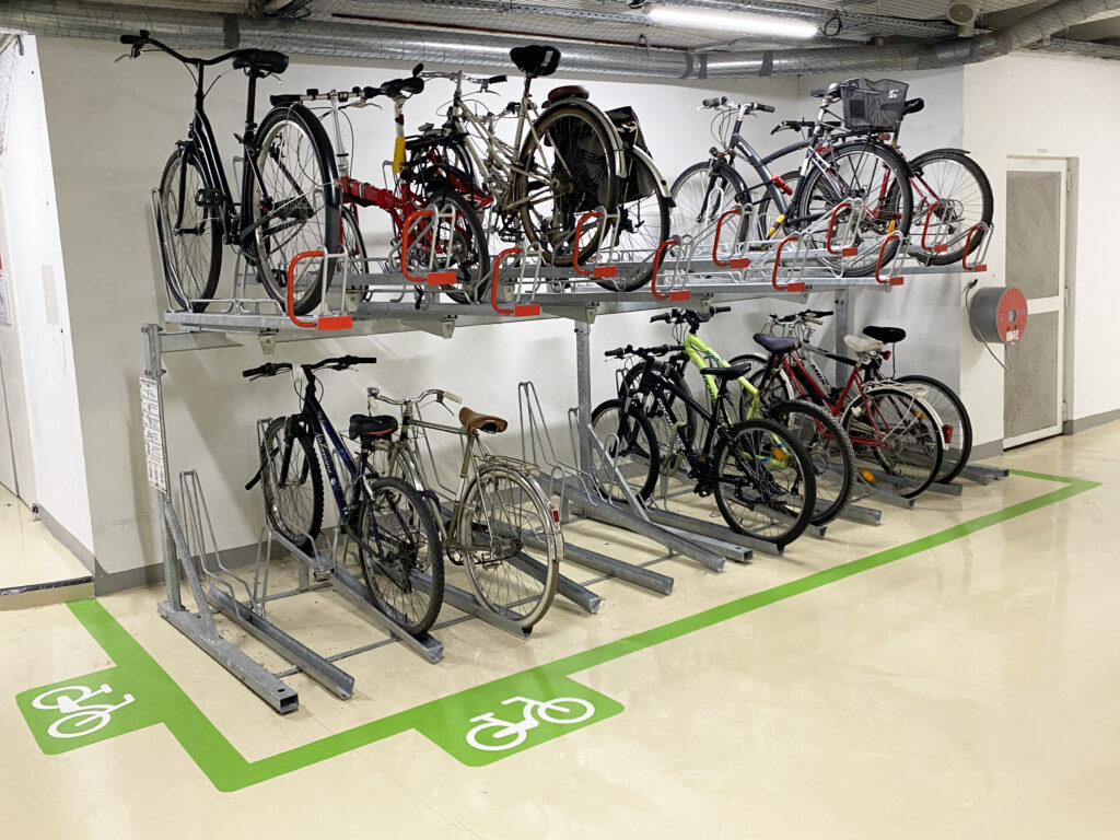 racks de stationnement double étage Optima V10 du Parking Vélos de Saint Germain-en-Laye