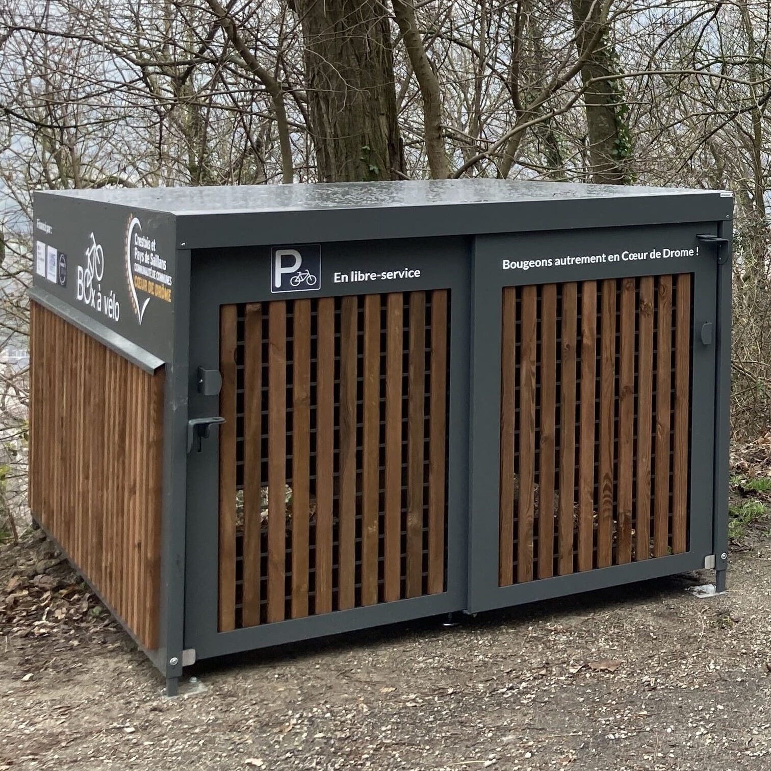 Boxs à vélos sur-mesure ©Crestois et Pays de Saillans - Communauté de communes coeur de drôme