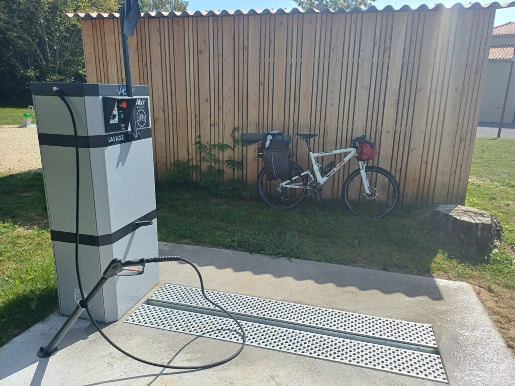 Station de lavage vélo ALTAO® Modulo - Halte Vélo Francette