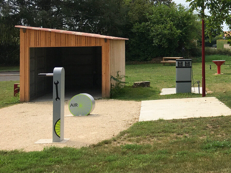 Services vélos à la Halte Vélo Francette, Saint-Pardoux-Soutiers