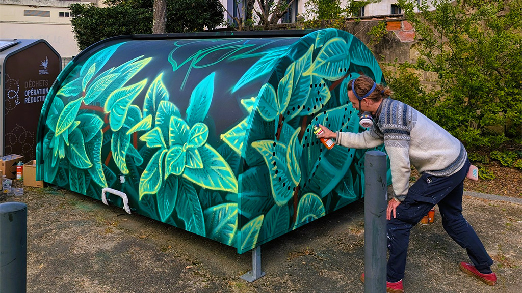ALTAO® Cover personnalisés par un artiste à Bordeaux.
