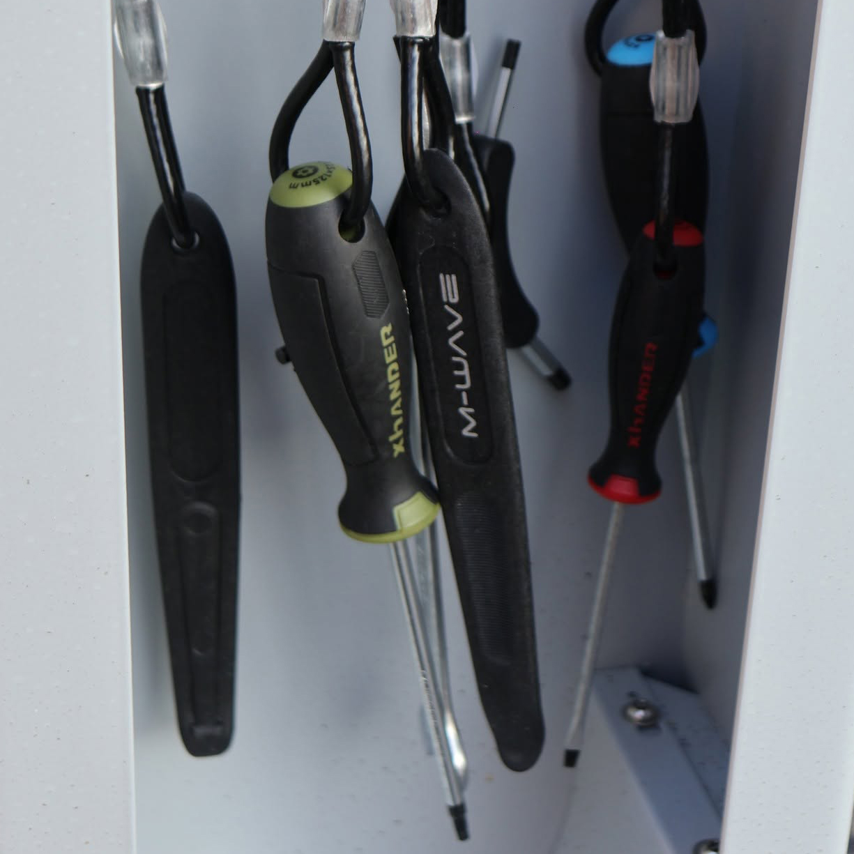 Outils de la station de réparation vélos ©Saint-Laurent-du-Var