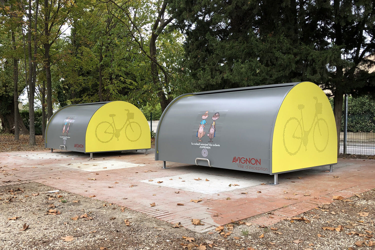 Cajas para bicicletas ALTAO Cover instaladas en Aviñón